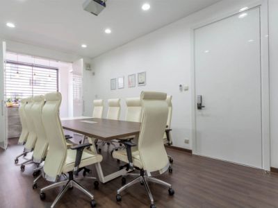 Cửa gỗ công nghiệp 04